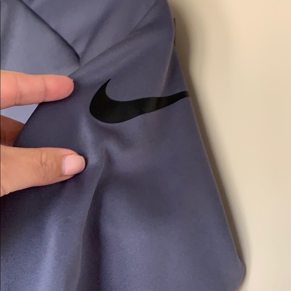 Nike boys 1/4 zip Grey sweatshirt - Picture 3 of 4